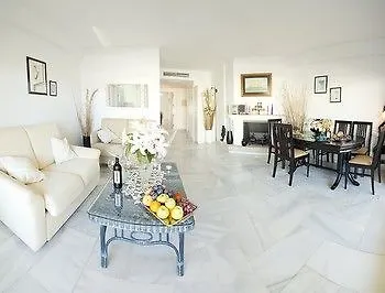 Puerto Marina And Golf Apartment